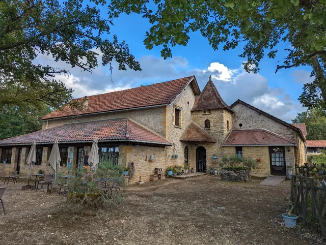 Auberge de Castel-Merle