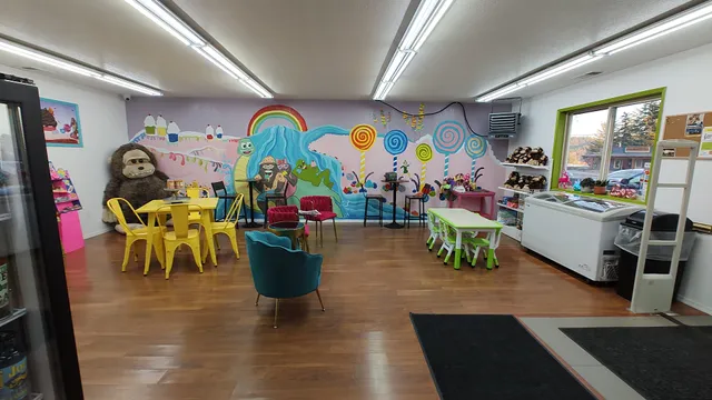 Squatchee's Scoops & Swirls