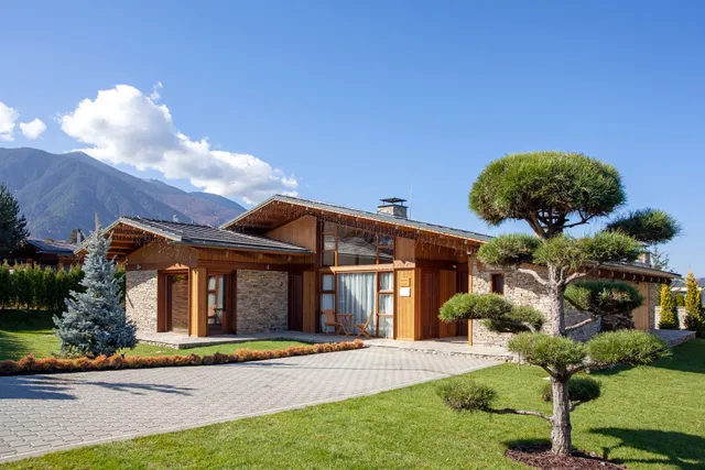 Pirin Golf Villa by SSVR