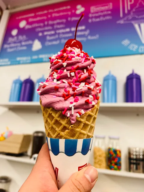 Tip Top: an Ice Cream Shop