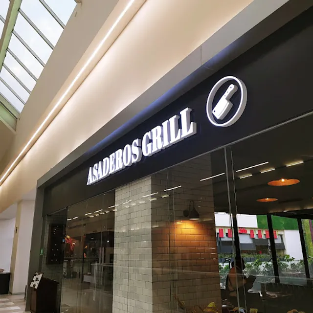 Asaderos Grill Plaza Tlalne Fashion