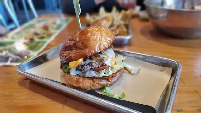 Hopdoddy Burger Bar