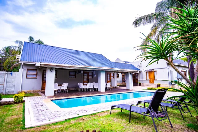 Presidents Boutique Lodge by iLawu