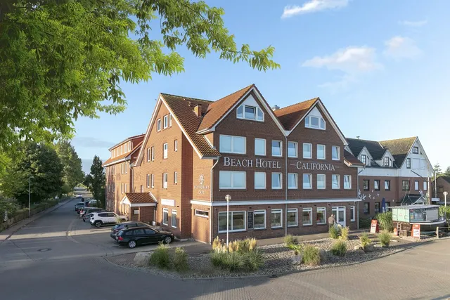 Beach Hotel California