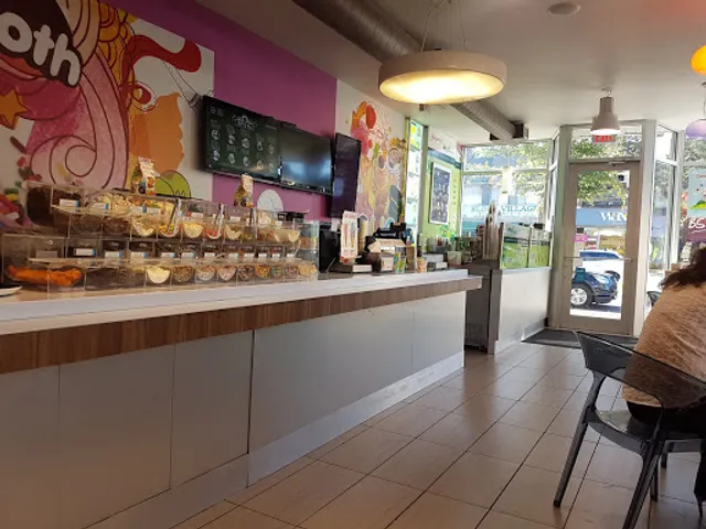 Fruz Bubble Tea (Located at Yogurty's)