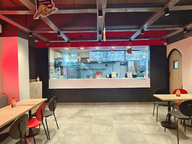 Pizza Hut | Saket Road Kapra, Hyderabad