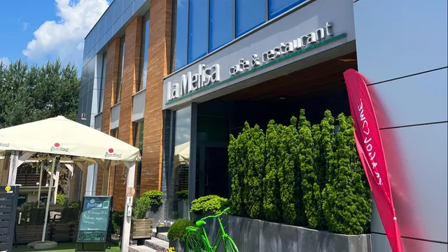 La Melisa Cafe and Restaurant