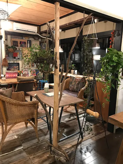 葉っぱのきもち 森のカフェ