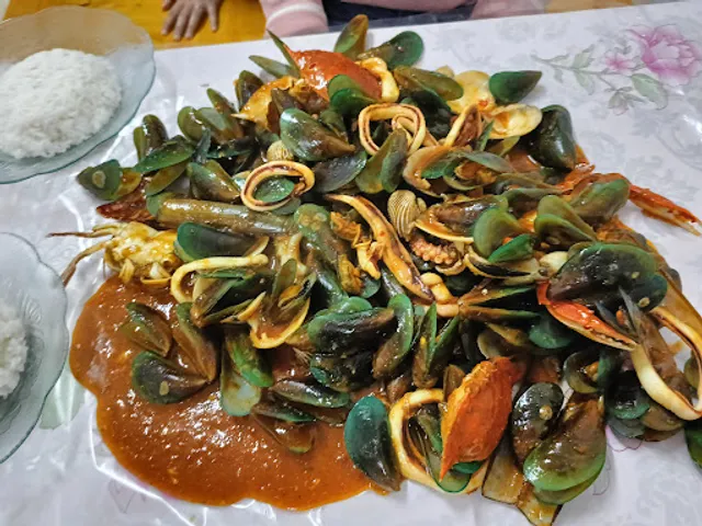 Seafood Arjuna Cilodong