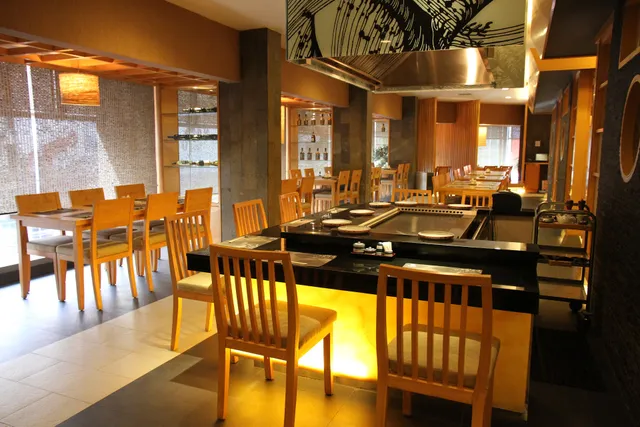 Yuki Japanese Restaurant, Bar & Karaoke