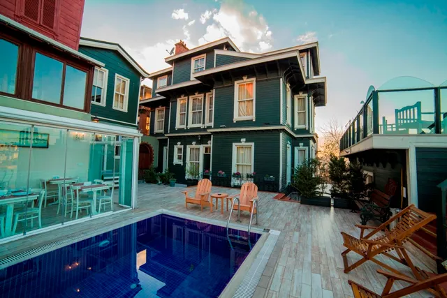 Hayriye Hanım Konağı Hotel