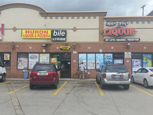 Huron Plaza Liquor Store
