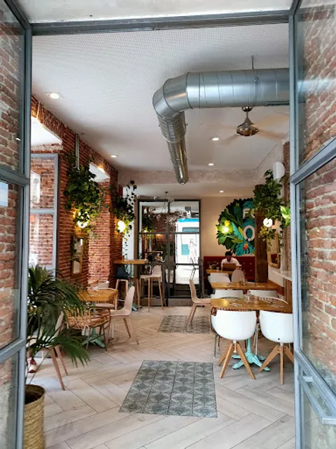 EatMyTrip - Specialty coffee & Brunch Madrid Malasaña