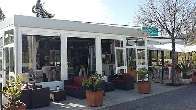 Cafè Le Port