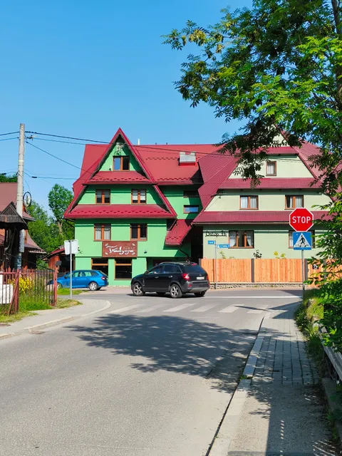 Pokoje i Apartamenty Tradycja