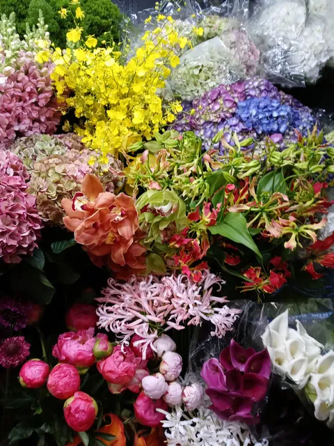 Blooming Couture Flowers