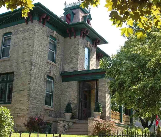 Naeset-Roe Bed & Breakfast