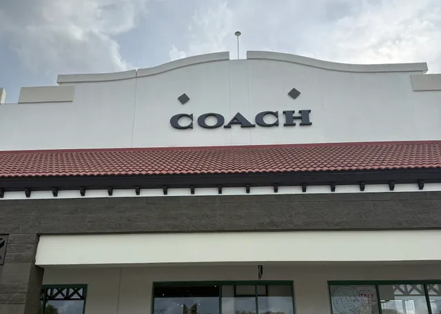COACH Outlet
