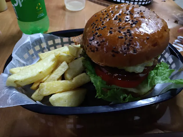 Carnívoro - Hamburguesas y Parrilla