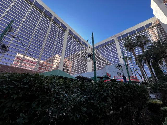 Bugsy Siegel Monument