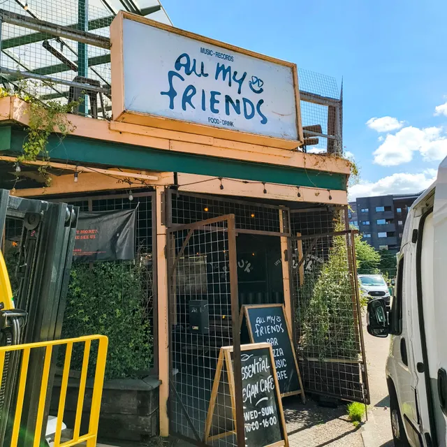 Uncle Hon's BBQ @ All My Friends