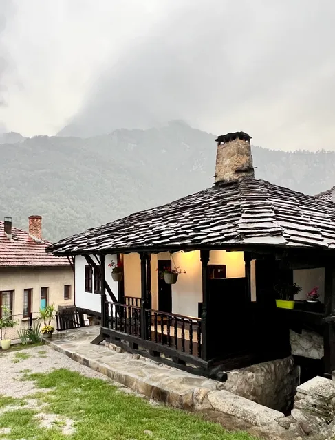 Туйковата Къща