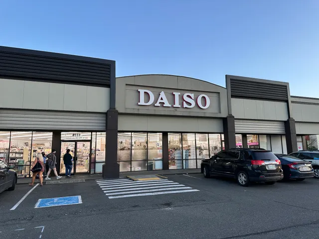 Daiso - Japanese Household Goods