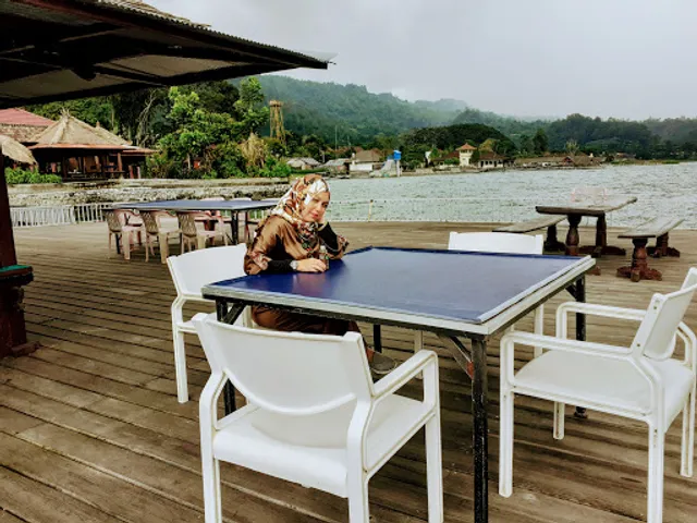 Floating Restaurant Kedisan