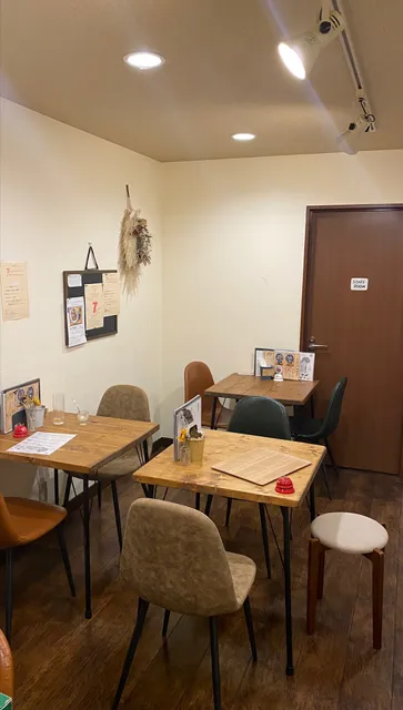 【丼ぶらこ】ボドゲで遊べるどんぶり屋