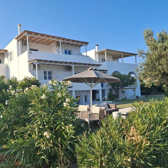 La Mer Seaside Apartments