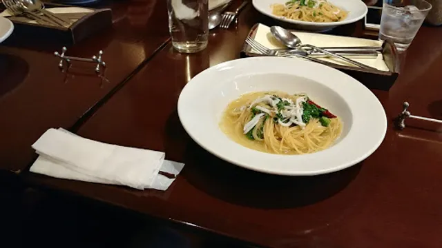 トラットリア ルッカ