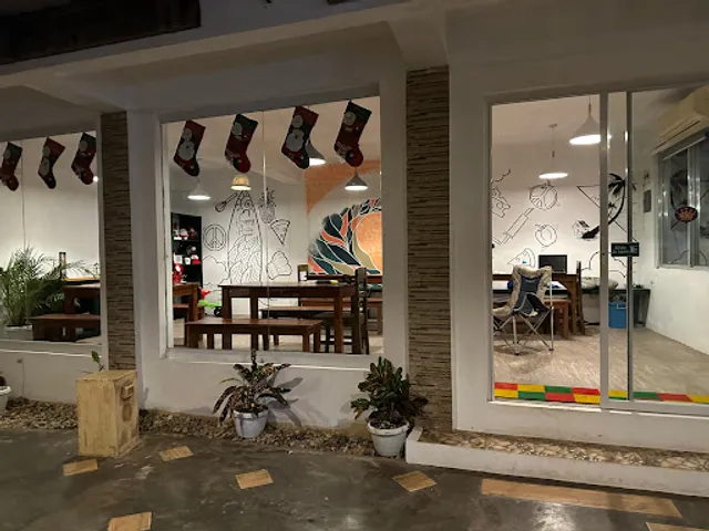 Happy Huts Pizza Baler