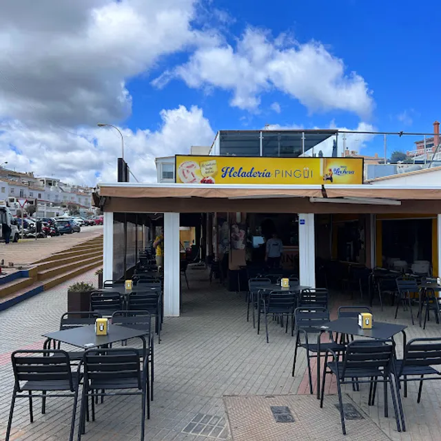 Pingui Getares Heladeria Cafeteria