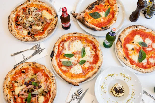 Sports Bar Italian FOOD