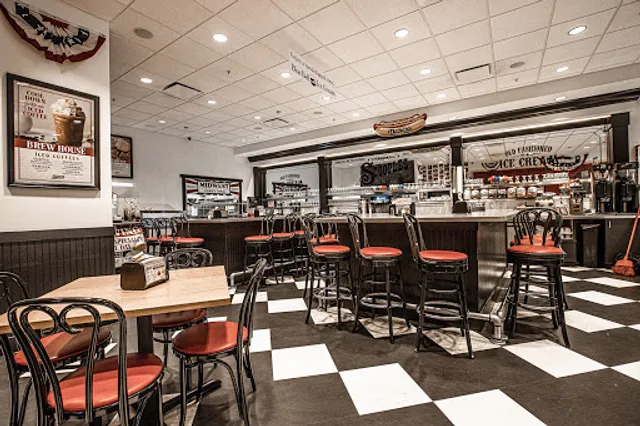 Scooples Icecream Parlor and Restaurant