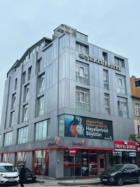 Şeref Hotel