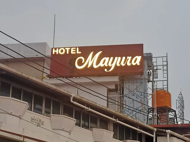 Hotel Mayura: Best Hotel in Kaup