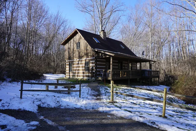 The Chalets at Hocking Hills - Alpine Cabin