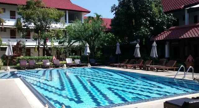 Karinthip Village Hotel