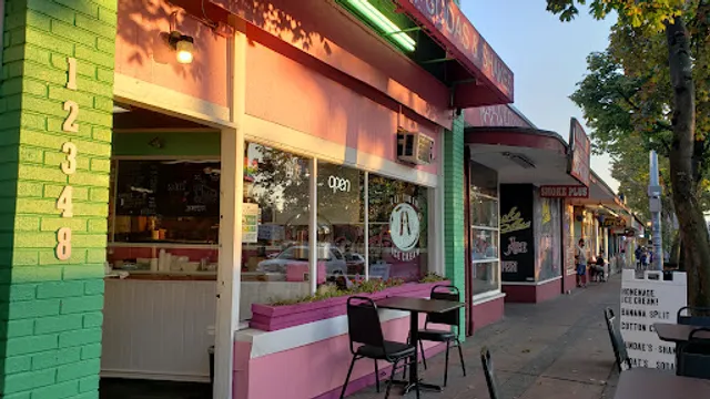 Lil' Tiger Ice Cream