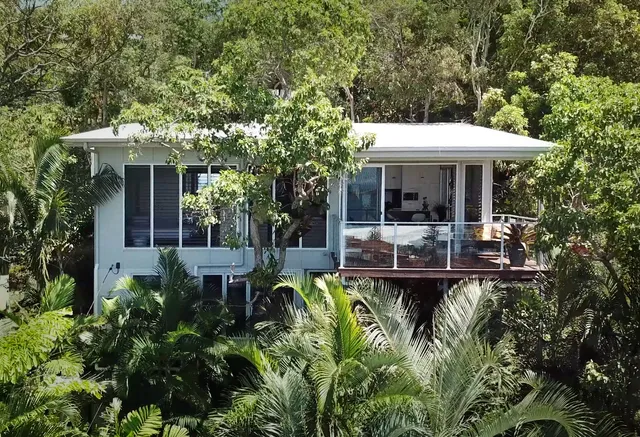 Dog Friendly Holiday Houses-Coolum Beach