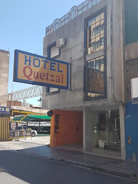 Hotel Quetzal