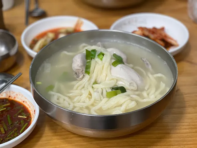 이랑칼국수보리밥