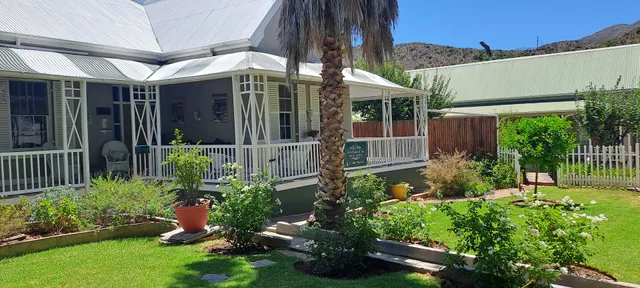 Housemartin Guest Lodge and Self Catering 4 Star