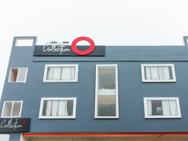 Collection O Sai Residency Near Gurudwara Shri Bangla Sahib