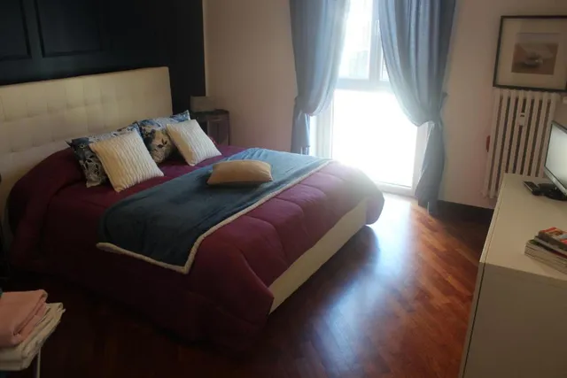 Stasera A Casa Da M.e.