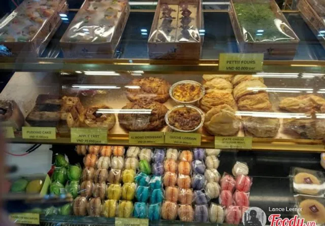 Nguyễn Sơn Bakery