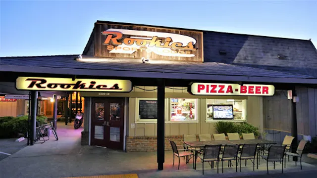 Rookies Sports Lodge Willow Glen