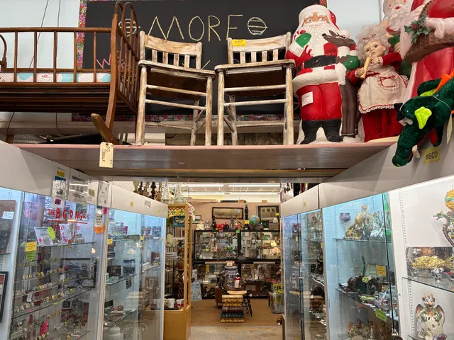 Crazy Daisy Antiques