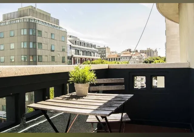 Avenue Hostel & Suites